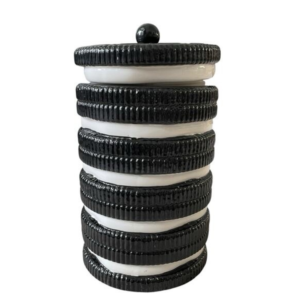 NWOT - Dabney Lee Stacked Chocolate Oreo Cookie Jar